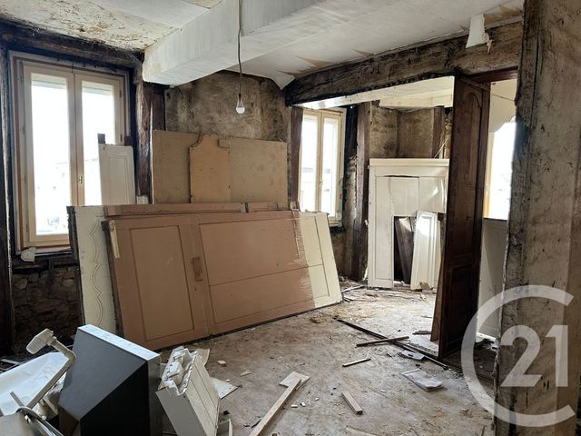 Appartement T3 à vendre - 2 pièces - 84.57 m2 - FOUGERES - 35 - BRETAGNE - Century 21 Gambetta