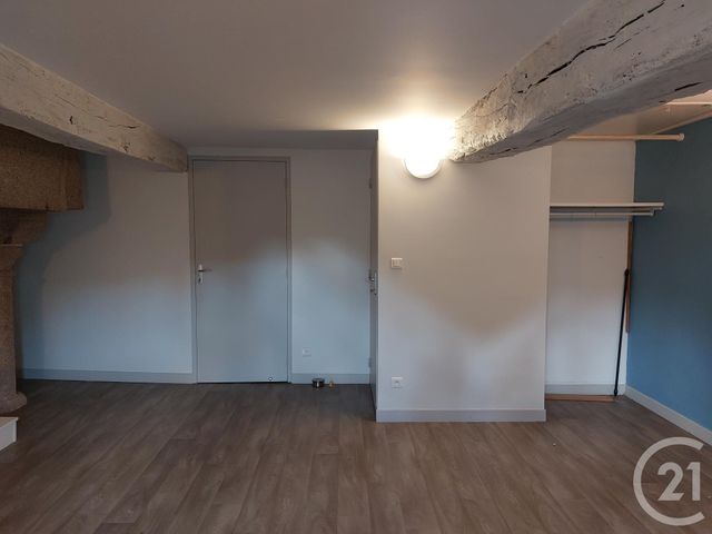 Afficher la photo en grand Appartement Duplex à louer - 2 pièces - 55.0 m2 - ROMAGNE - 35 - BRETAGNE - Century 21 Gambetta
