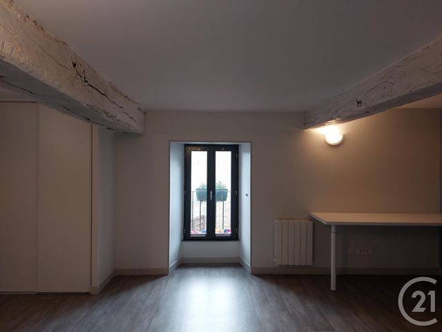 Afficher la photo en grand Appartement Duplex à louer - 2 pièces - 55.0 m2 - ROMAGNE - 35 - BRETAGNE - Century 21 Gambetta