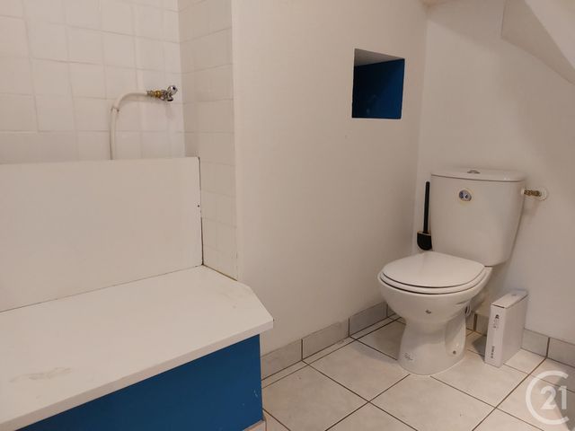 Afficher la photo en grand Appartement Duplex à louer - 2 pièces - 55.0 m2 - ROMAGNE - 35 - BRETAGNE - Century 21 Gambetta