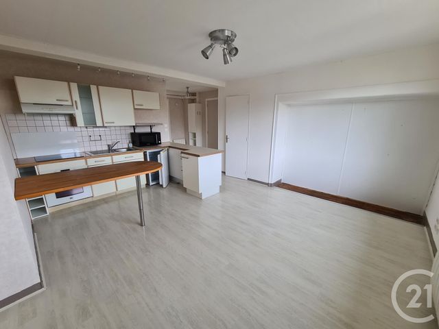 Appartement T2 à louer FOUGERES