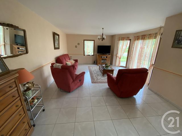 maison à louer - 5 pièces - 145.6 m2 - ST GERMAIN EN COGLES - 35 - BRETAGNE - Century 21 Gambetta