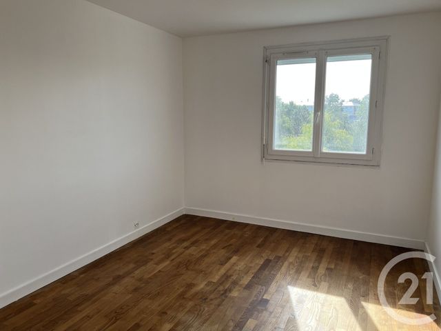 Appartement F4 à louer - 4 pièces - 70.26 m2 - FOUGERES - 35 - BRETAGNE - Century 21 Gambetta