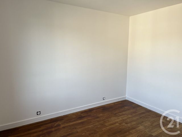 Appartement F4 à louer - 4 pièces - 70.26 m2 - FOUGERES - 35 - BRETAGNE - Century 21 Gambetta