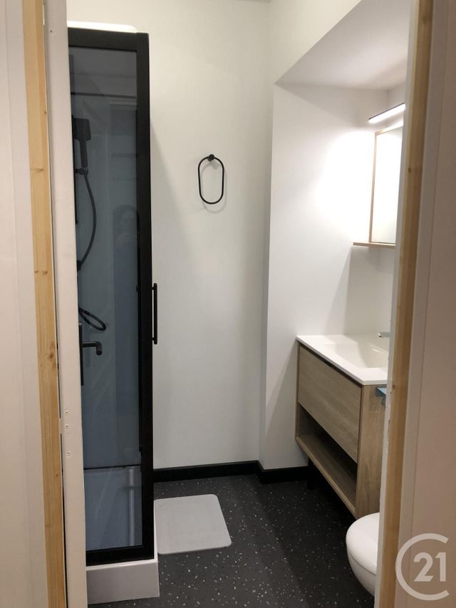 Appartement à louer - 2 pièces - 37.24 m2 - FOUGERES - 35 - BRETAGNE - Century 21 Gambetta