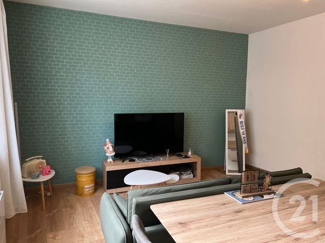 Appartement à louer - 2 pièces - 37.24 m2 - FOUGERES - 35 - BRETAGNE - Century 21 Gambetta