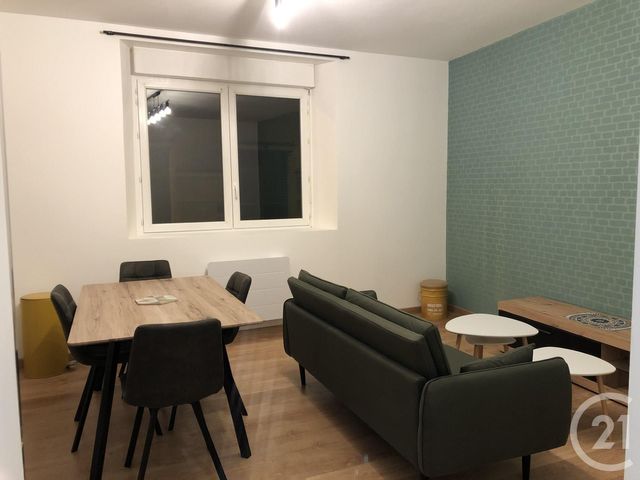 Appartement à louer - 2 pièces - 37.24 m2 - FOUGERES - 35 - BRETAGNE - Century 21 Gambetta