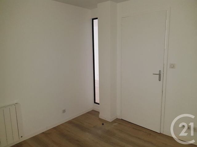 Appartement F2 à louer - 2 pièces - 47.53 m2 - FOUGERES - 35 - BRETAGNE - Century 21 Gambetta