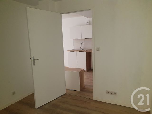 Appartement F2 à louer - 2 pièces - 47.53 m2 - FOUGERES - 35 - BRETAGNE - Century 21 Gambetta