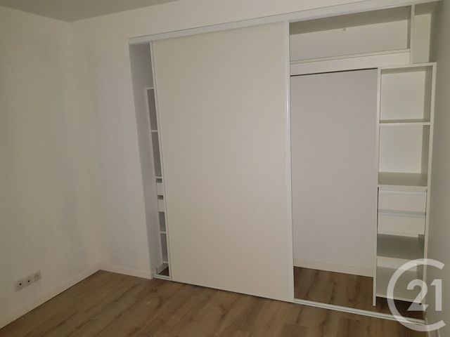 Appartement F2 à louer - 2 pièces - 47.53 m2 - FOUGERES - 35 - BRETAGNE - Century 21 Gambetta