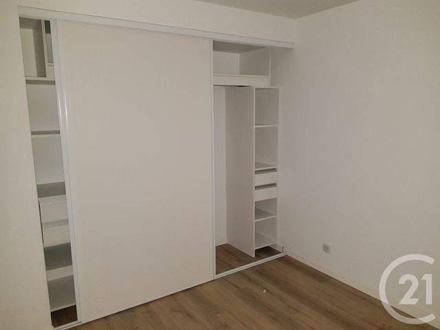 Appartement F2 à louer - 2 pièces - 47.53 m2 - FOUGERES - 35 - BRETAGNE - Century 21 Gambetta