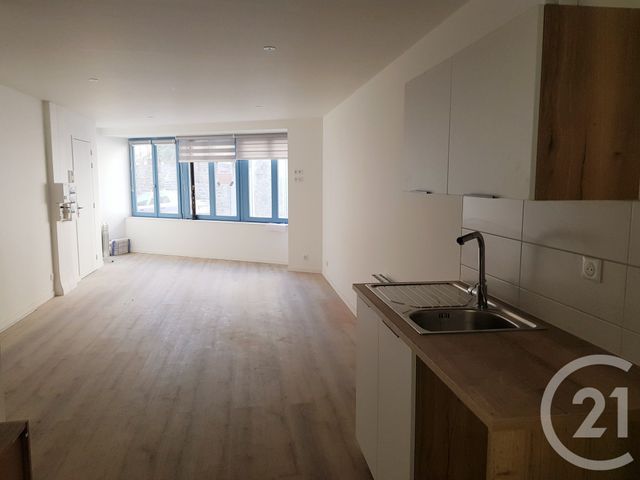 Appartement F2 à louer - 2 pièces - 47.53 m2 - FOUGERES - 35 - BRETAGNE - Century 21 Gambetta