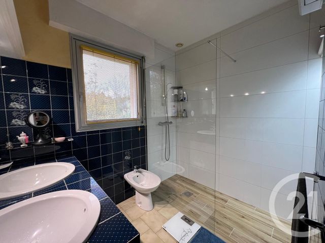 maison à vendre - 8 pièces - 169.0 m2 - LAIGNELET - 35 - BRETAGNE - Century 21 Gambetta