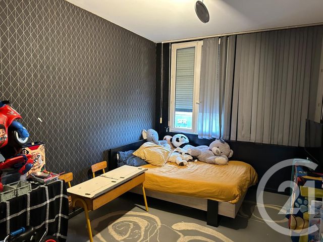 Appartement T5 à vendre - 5 pièces - 149.39 m2 - FOUGERES - 35 - BRETAGNE - Century 21 Gambetta