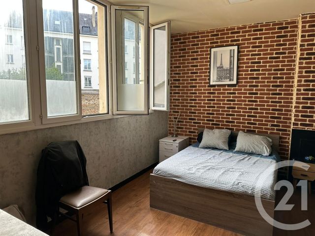 Appartement T5 à vendre - 5 pièces - 149.39 m2 - FOUGERES - 35 - BRETAGNE - Century 21 Gambetta