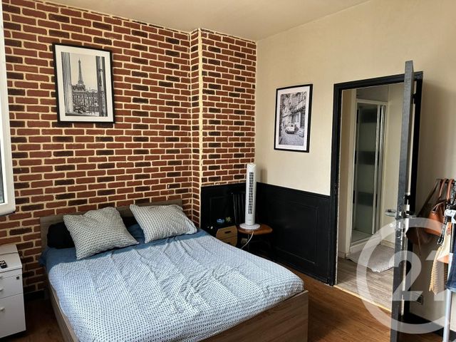 Appartement T5 à vendre - 5 pièces - 149.39 m2 - FOUGERES - 35 - BRETAGNE - Century 21 Gambetta