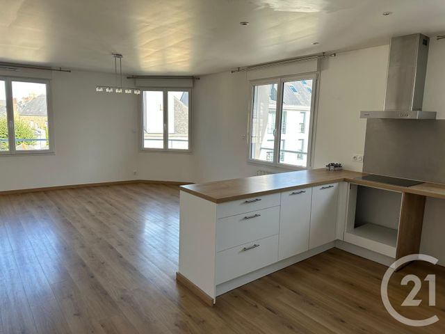 Appartement F4 à vendre - 4 pièces - 103.64 m2 - FOUGERES - 35 - BRETAGNE - Century 21 Gambetta