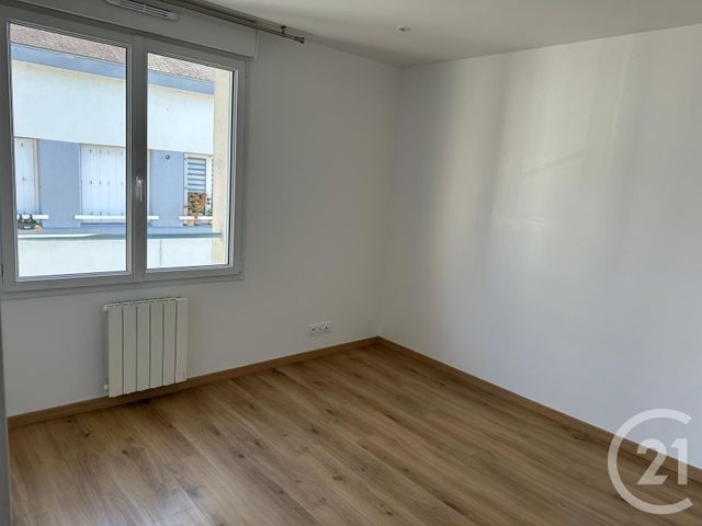 Appartement F4 à vendre - 4 pièces - 103.64 m2 - FOUGERES - 35 - BRETAGNE - Century 21 Gambetta