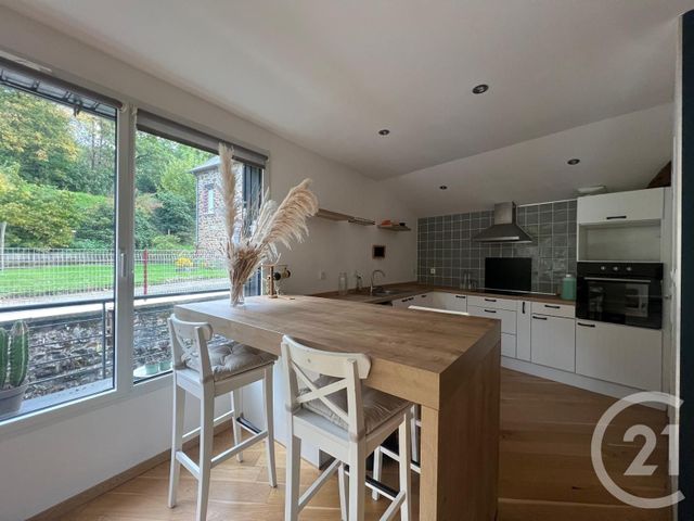 Appartement T4 à vendre - 4 pièces - 99.0 m2 - FOUGERES - 35 - BRETAGNE - Century 21 Gambetta