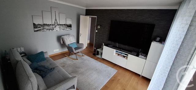 Afficher la photo en grand maison à vendre - 8 pièces - 260.0 m2 - FOUGERES - 35 - BRETAGNE - Century 21 Gambetta