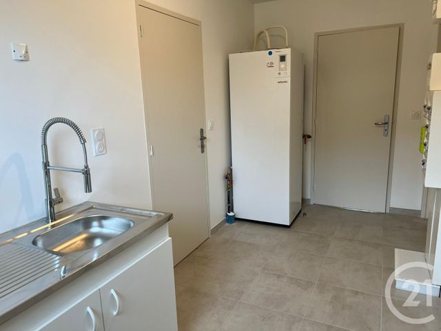 maison à louer - 4 pièces - 117.5 m2 - LA CHAPELLE JANSON - 35 - BRETAGNE - Century 21 Gambetta