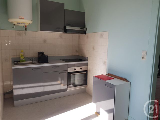 Afficher la photo en grand Appartement à louer - 2 pièces - 30.52 m2 - FOUGERES - 35 - BRETAGNE - Century 21 Gambetta