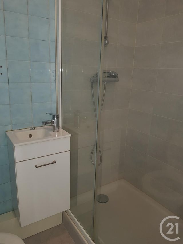 Afficher la photo en grand Appartement à louer - 2 pièces - 30.52 m2 - FOUGERES - 35 - BRETAGNE - Century 21 Gambetta