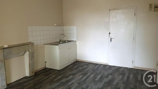 Appartement à louer FOUGERES