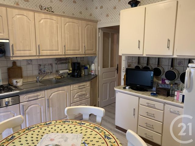 maison à vendre - 5 pièces - 87.79 m2 - FOUGERES - 35 - BRETAGNE - Century 21 Gambetta