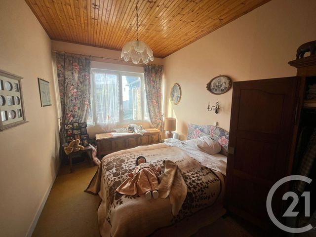 maison à vendre - 5 pièces - 87.79 m2 - FOUGERES - 35 - BRETAGNE - Century 21 Gambetta