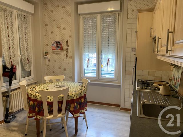 maison à vendre - 5 pièces - 87.79 m2 - FOUGERES - 35 - BRETAGNE - Century 21 Gambetta