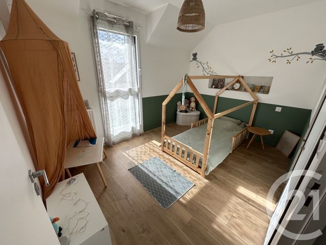 Afficher la photo en grand maison à vendre - 5 pièces - 130.58 m2 - FOUGERES - 35 - BRETAGNE - Century 21 Gambetta