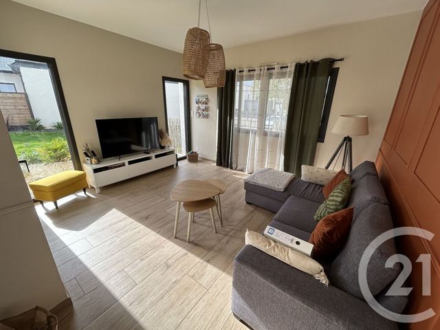 Afficher la photo en grand maison à vendre - 5 pièces - 130.58 m2 - FOUGERES - 35 - BRETAGNE - Century 21 Gambetta