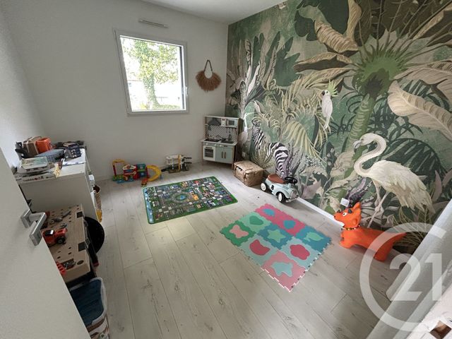 Afficher la photo en grand maison à vendre - 5 pièces - 130.58 m2 - FOUGERES - 35 - BRETAGNE - Century 21 Gambetta