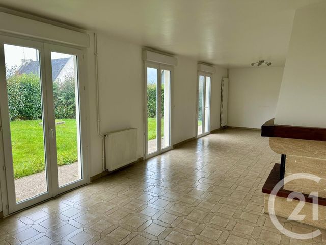 maison à vendre - 5 pièces - 132.0 m2 - FOUGERES - 35 - BRETAGNE - Century 21 Gambetta