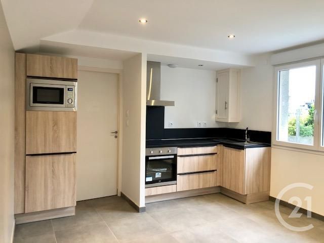 Maison à louer FOUGERES