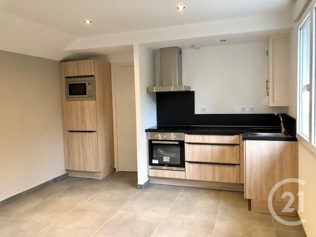 maison à louer - 2 pièces - 35.8 m2 - FOUGERES - 35 - BRETAGNE - Century 21 Gambetta