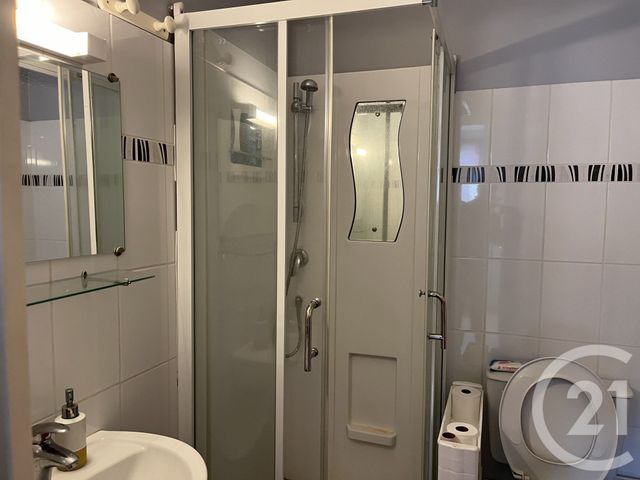 Appartement T2 à vendre - 2 pièces - 37.46 m2 - FOUGERES - 35 - BRETAGNE - Century 21 Gambetta