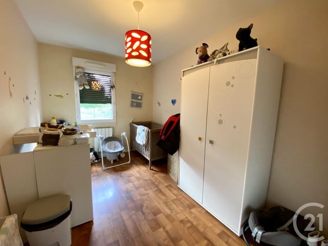 Appartement T3 à louer - 3 pièces - 64.5 m2 - FOUGERES - 35 - BRETAGNE - Century 21 Gambetta