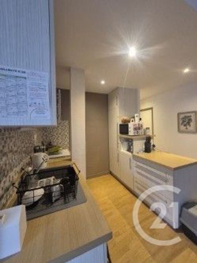 Appartement F3 à louer - 3 pièces - 65.86 m2 - FOUGERES - 35 - BRETAGNE - Century 21 Gambetta