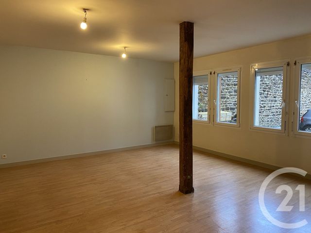 Appartement F3 à louer - 3 pièces - 65.86 m2 - FOUGERES - 35 - BRETAGNE - Century 21 Gambetta
