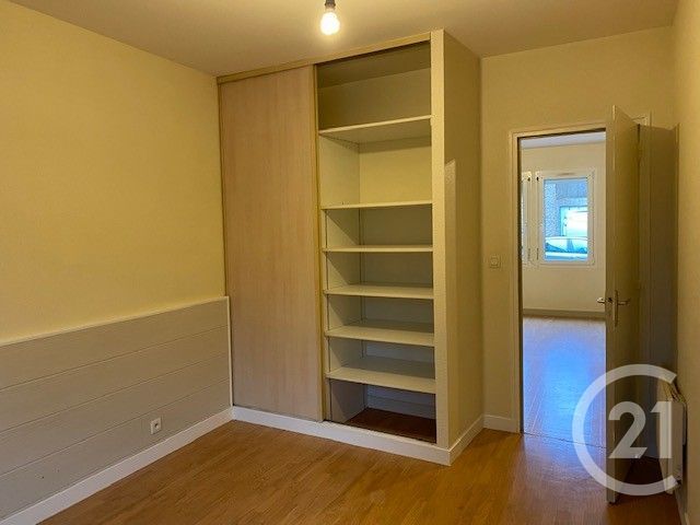 Appartement F3 à louer - 3 pièces - 65.86 m2 - FOUGERES - 35 - BRETAGNE - Century 21 Gambetta