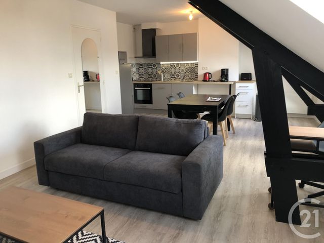 Appartement à louer FOUGERES