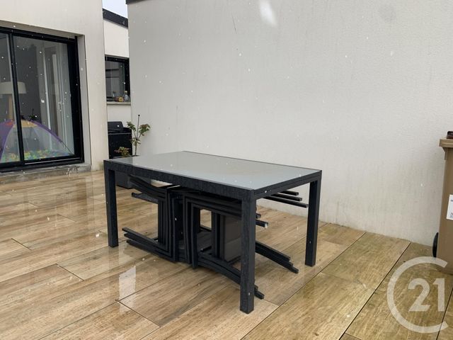 maison à louer - 5 pièces - 135.0 m2 - LECOUSSE - 35 - BRETAGNE - Century 21 Gambetta