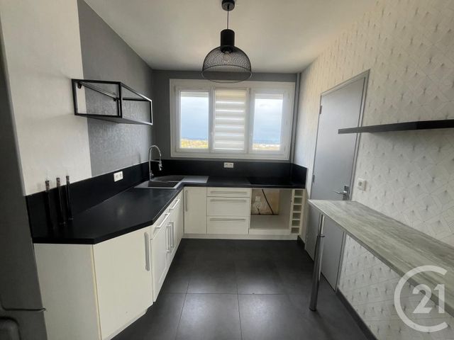 Appartement T3 à louer FOUGERES