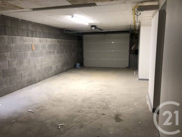 maison à louer - 4 pièces - 90.0 m2 - FOUGERES - 35 - BRETAGNE - Century 21 Gambetta