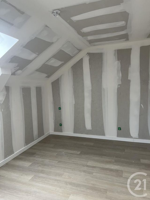 Appartement F3 à louer - 3 pièces - 62.0 m2 - MAEN ROCH - 35 - BRETAGNE - Century 21 Gambetta