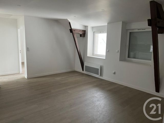 Appartement F3 à louer - 3 pièces - 62.0 m2 - MAEN ROCH - 35 - BRETAGNE - Century 21 Gambetta
