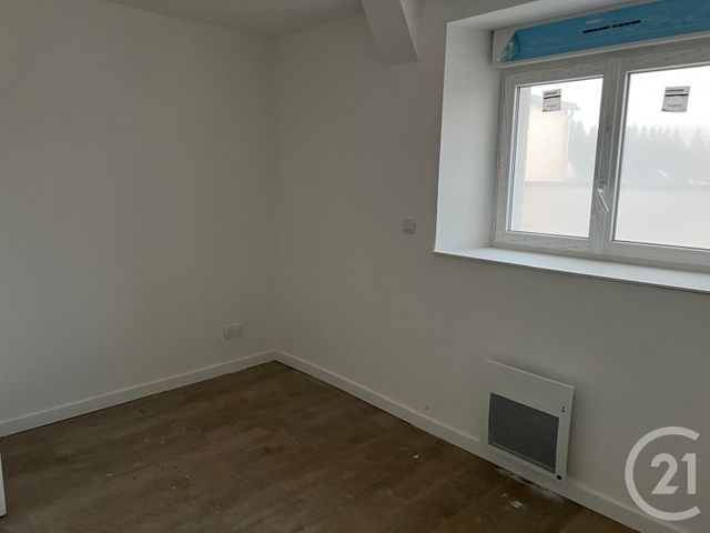 Appartement F3 à louer - 3 pièces - 46.0 m2 - MAEN ROCH - 35 - BRETAGNE - Century 21 Gambetta