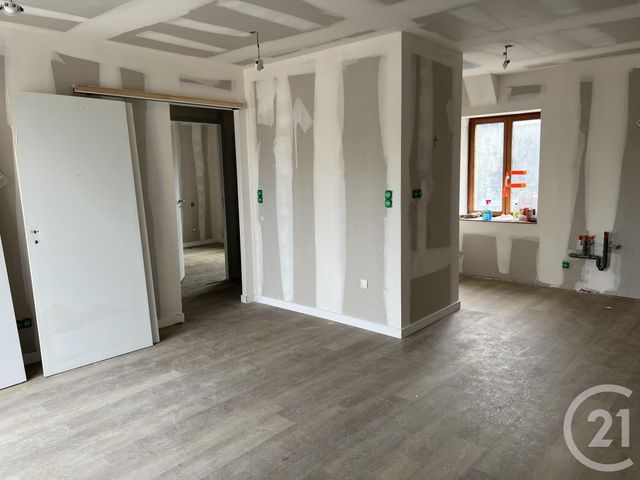 Appartement F3 à louer - 3 pièces - 46.0 m2 - MAEN ROCH - 35 - BRETAGNE - Century 21 Gambetta